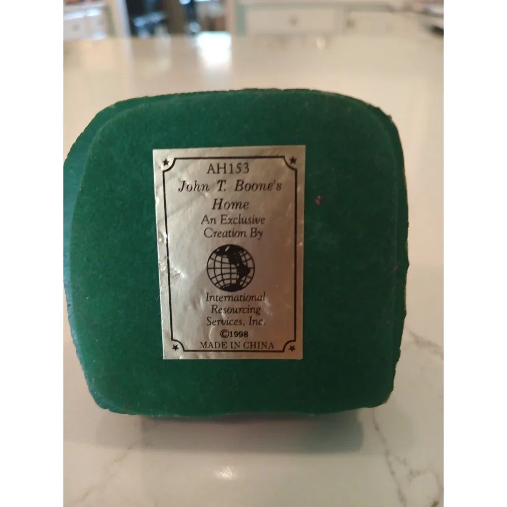 Liberty Falls VillageAmericana Collection John T. Boone's Home 1998 AH153